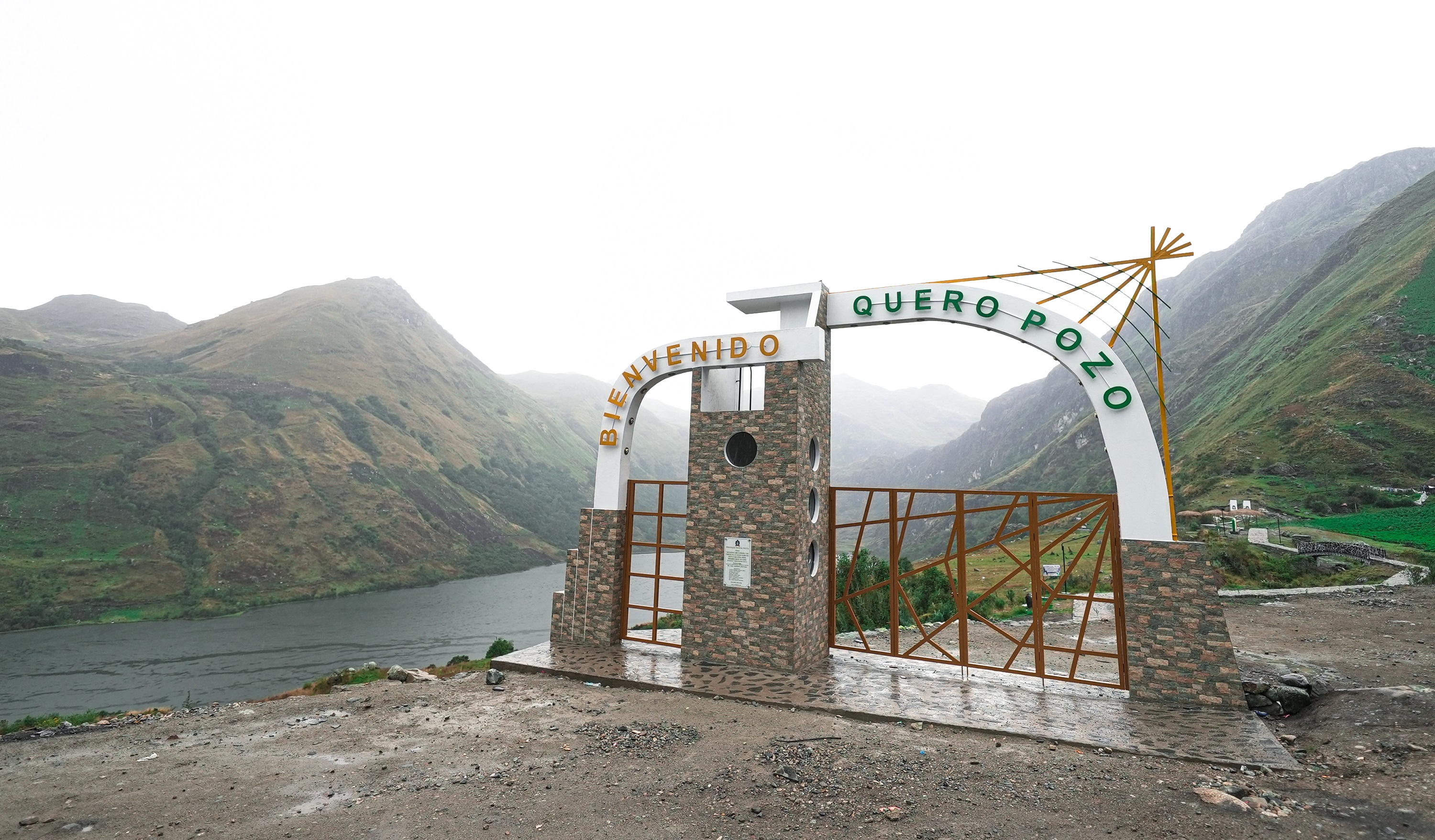 Explora Laguna De Quero Pozo, un lugar turístico en PANAO, Huanuco. Descubre su ubicación, altitud, y las actividades que ofrece.