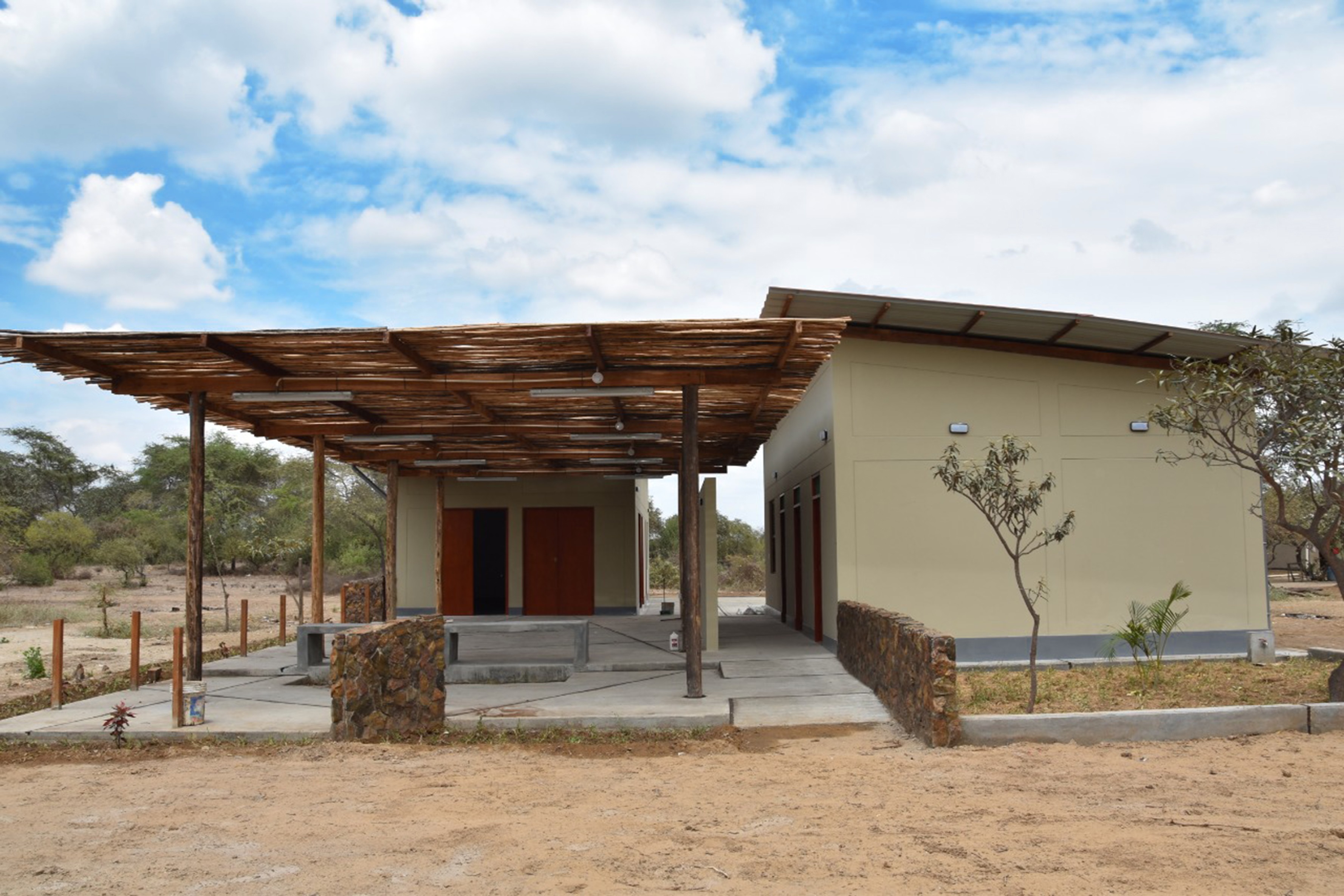Explora Complejo Arqueológico Jotoro, un lugar turístico en JAYANCA, Lambayeque. Descubre su ubicación, altitud, y las actividades que ofrece.