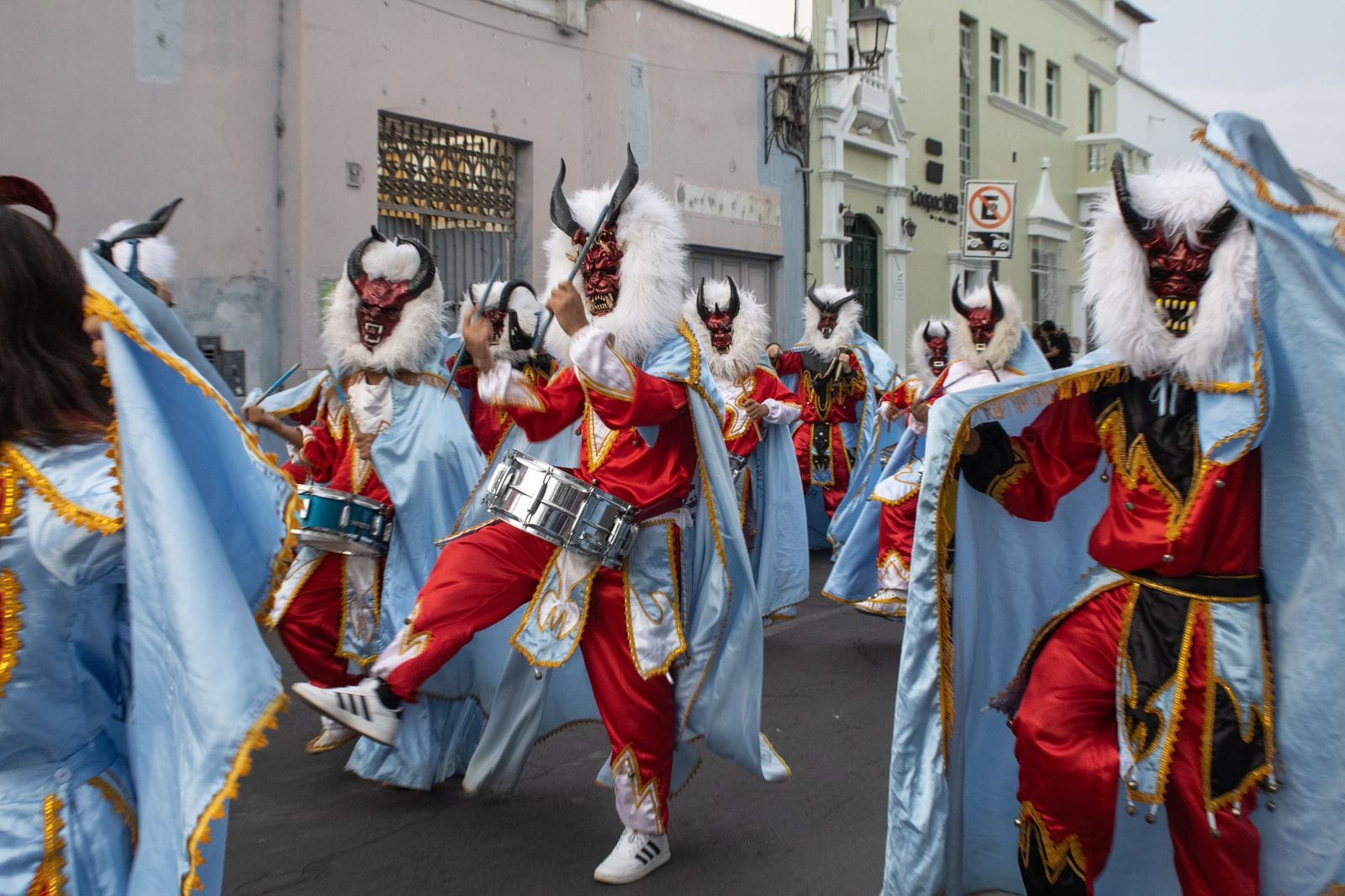Explora Danza De Los Diablos De Salaverry, un lugar turístico en SALAVERRY, La Libertad. Descubre su ubicación, altitud, y las actividades que ofrece.