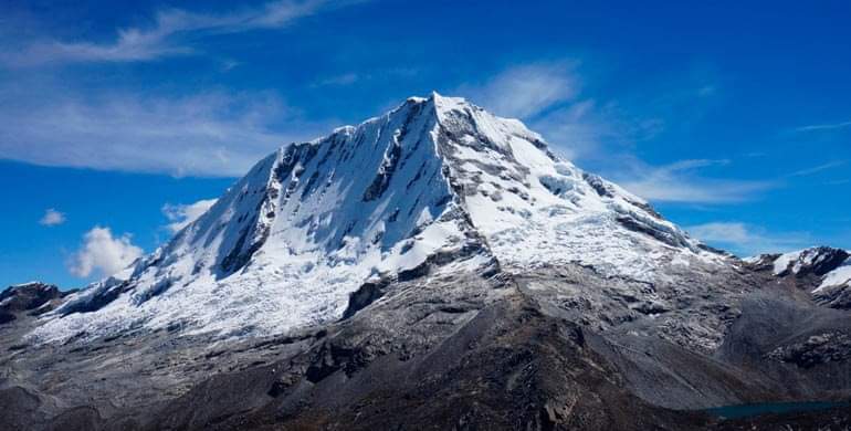 Explora Nevado Ranrapalca, un lugar turístico en INDEPENDENCIA, Ancash. Descubre su ubicación, altitud, y las actividades que ofrece.