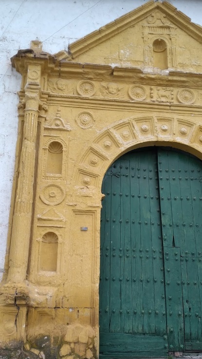 Explora Templo De Nuestra Señora De La Asunción De Chucuito, un lugar turístico en CHUCUITO, Puno. Descubre su ubicación, altitud, y las actividades que ofrece.