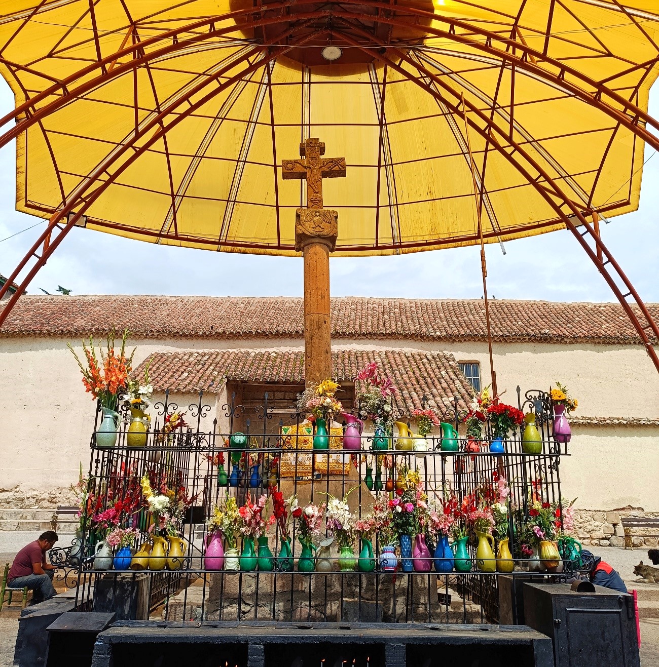 Explora Santuario De Cani Cruz, un lugar turístico en CHONGOS BAJO, Junín. Descubre su ubicación, altitud, y las actividades que ofrece.