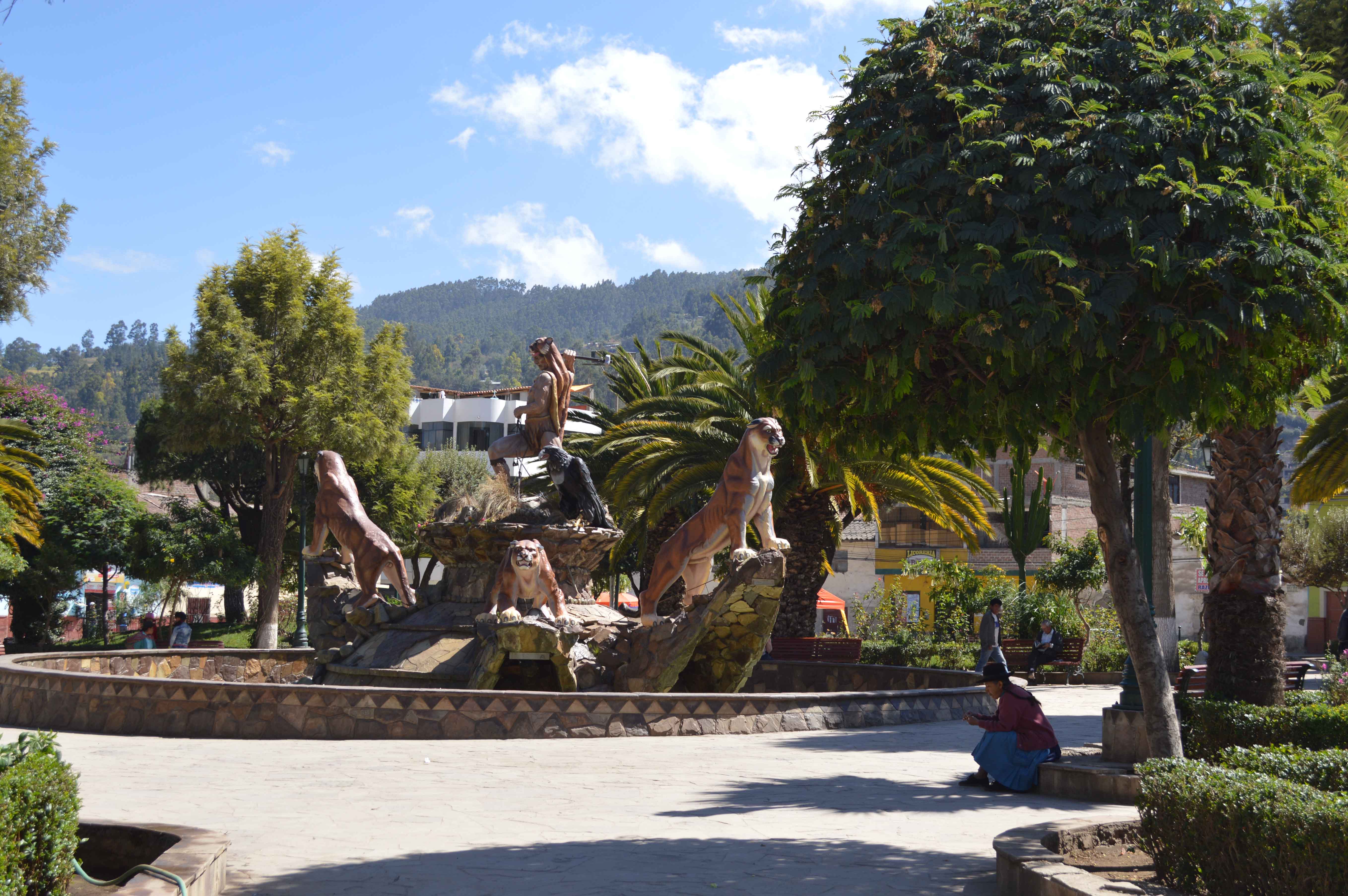 Explora Plaza De Armas De San Jerónimo Ancco Huayllo, un lugar turístico en SAN JERÓNIMO, Apurimac. Descubre su ubicación, altitud, y las actividades que ofrece.